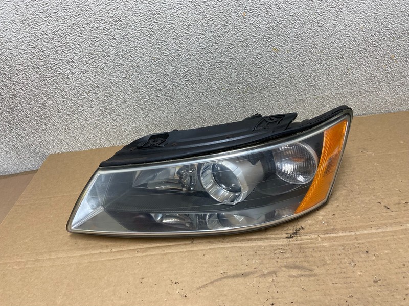 2006 to 2008 Hyundai Sonata Left Driver LH Side Headlight Halogen Oem AB4615 DW