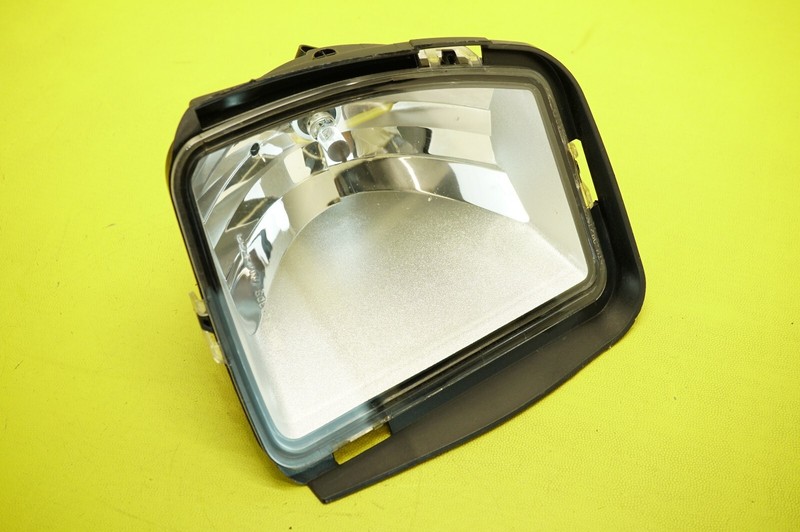🔅2013-2024 RAM OEM.FRONT FOG LAMP DRIVER SIDE ASSY 68104821AF,68104821AD