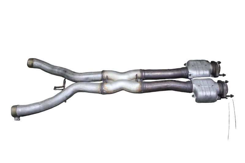 2014-2019 C7 Corvette X-Pipe Intermediate Midpipe Exhaust 84604831 19k Miles OEM