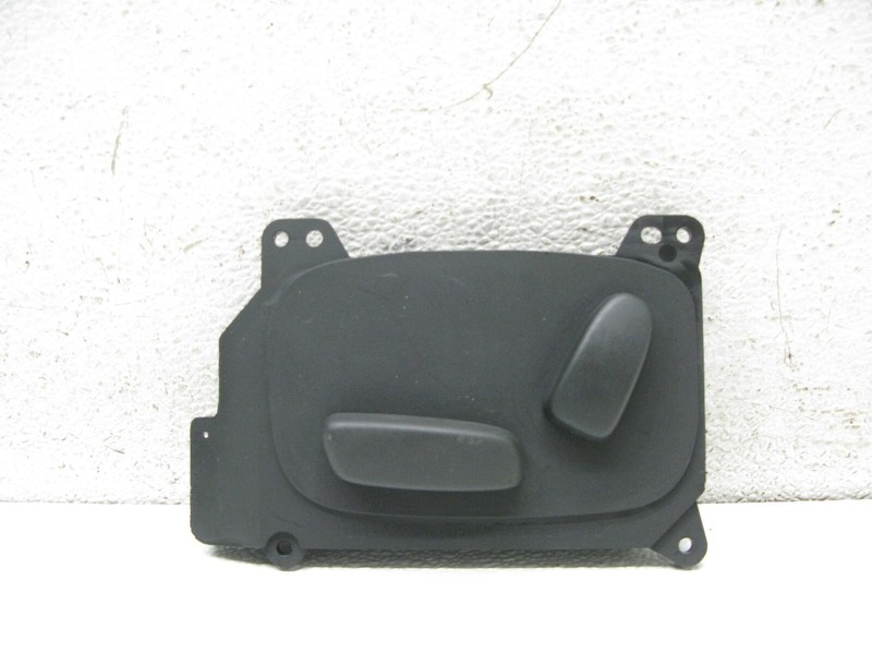 12-15 JAGUAR X250 XF XFR XFR-S POWER SEAT SWITCH BUTTON LEFT FRONT OEM 071923A