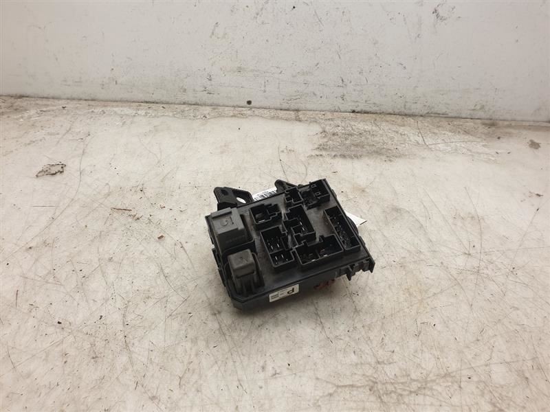 00 TOYOTA TACOMA SR5 2.4L CABIN FUSE BOX 2RZFE
