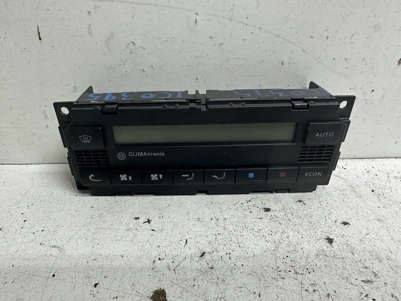 2003-2004 VW Passat Heater A/C Temperature Climate Control Switch Panel HVAC Oem