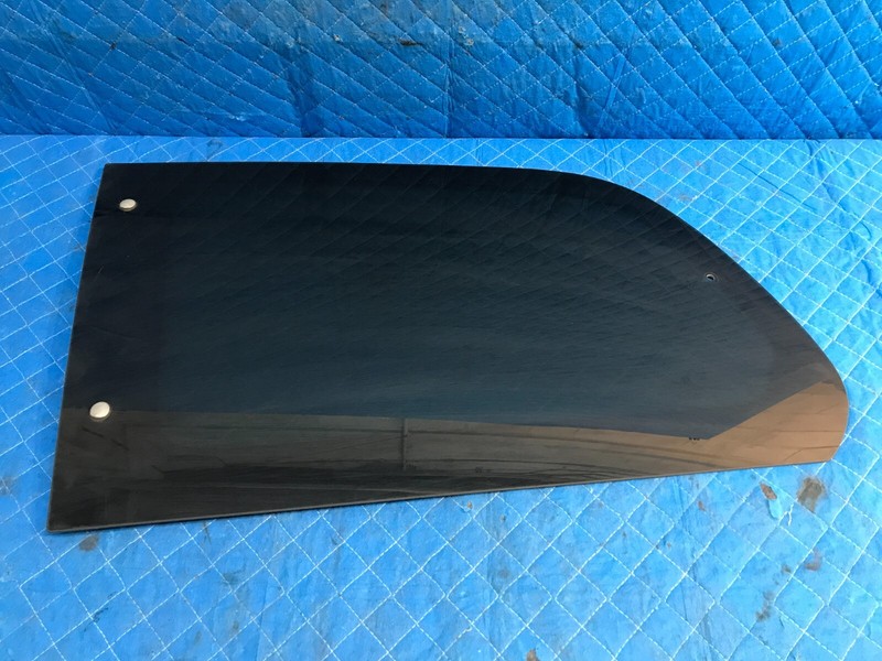 02-05 Kia SEDONA Driver LH Left Rear Door Glass Window OEM