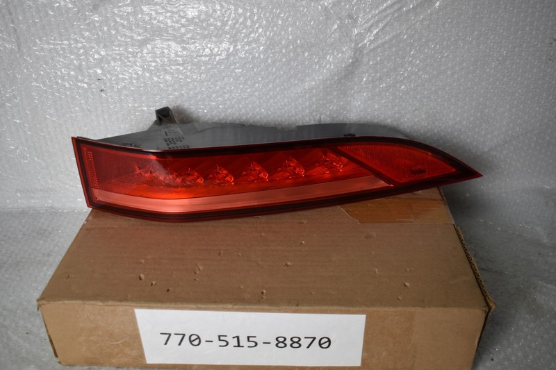 JAGUAR F PACE S SPORT REAR RIGHT TAIL LIGHT 2017-2018 AND 2020 OEM HK83-13404-BB