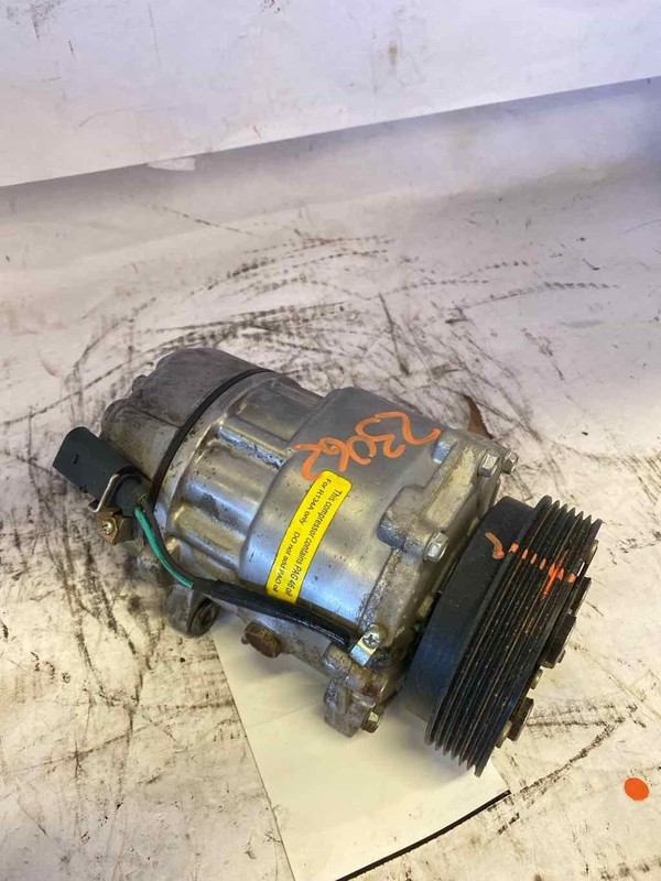 A/c Air Compressor VW BEETLE (TYPE 1) 99 00 01 02 03 04 05 06