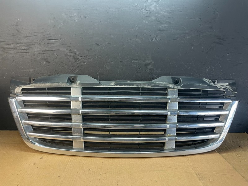 2009 to 2011 Freightliner Sprinter Front Upper Chrome Grill Grille AC5083 DG