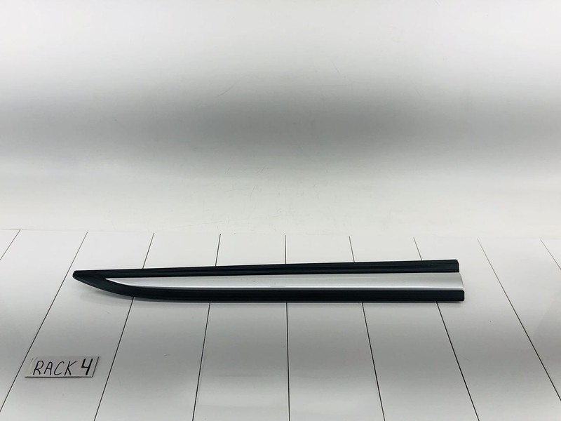 16-19 MITSUBISHI OUTLANDER FRONT RIGHT SIDE EXTERIOR DOOR MOLDING OEM