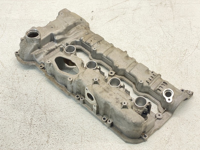 BMW F01 F10 F12 E70 550 650 750 X5 Right Engine Motor Cylinder Valve Cover OEM✅
