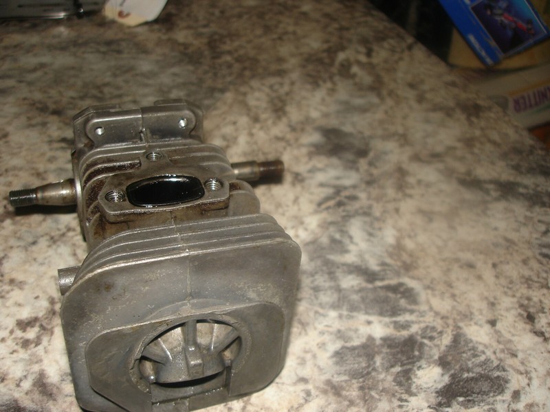 Husqvarna 136 power headchainsaw part bin 612