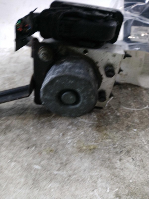 Subaru XV CrossTrek 2015 ABS Pump Assembly 136K mi. 27596FJ220 0163