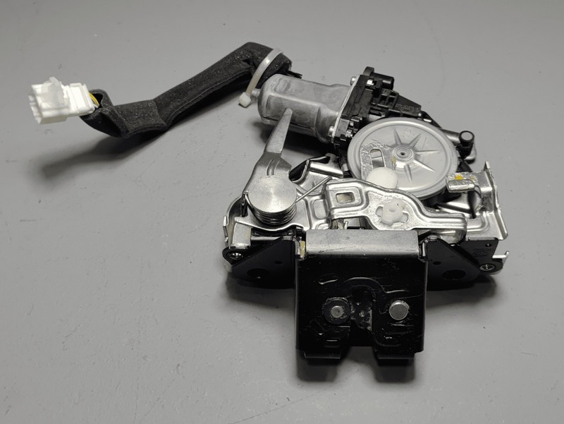 2014-2020 Acura MDX Rear Back Door Liftgate Tailgate Lock Latch Actuator OEM