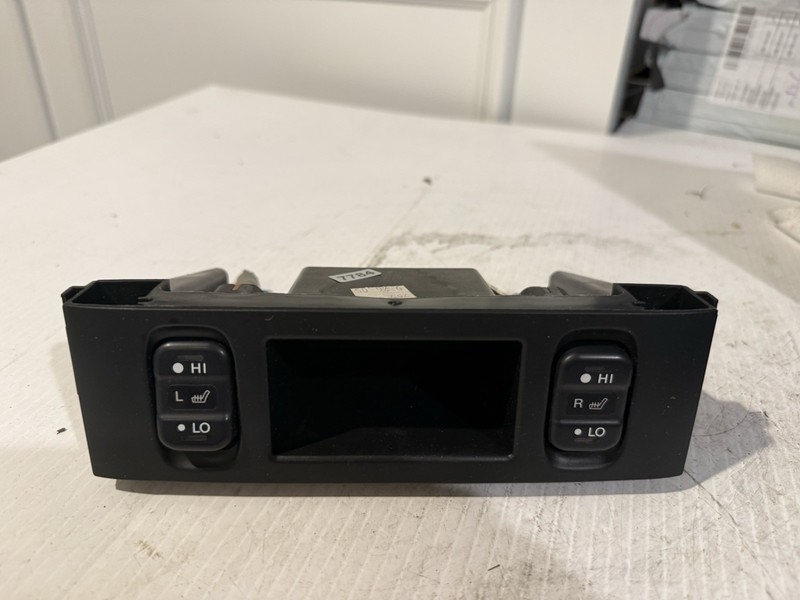 03-2008 HONDA PILOT DASH RIGHT LEFTSIDE HEADTED SEAT CONTROL SWITCH M15994 OEM
