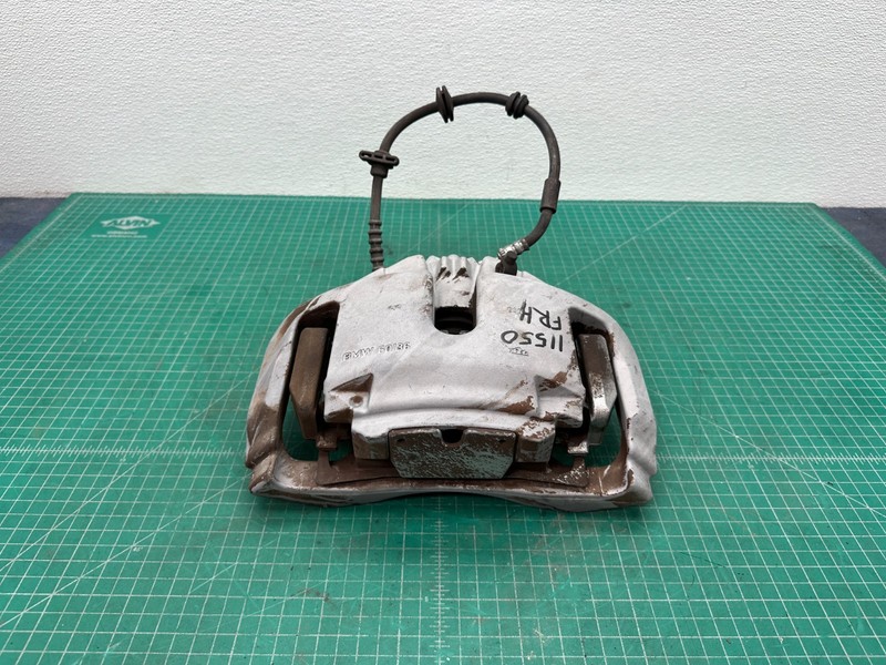 10-19 BMW 550i 650i FRONT RIGHT BRAKE CALIPER 60/36 OEM