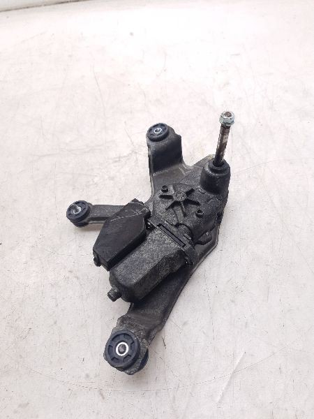 13-18 TOYOTA RAV4 LE REAR WIPER MOTOR ASSEMBLY