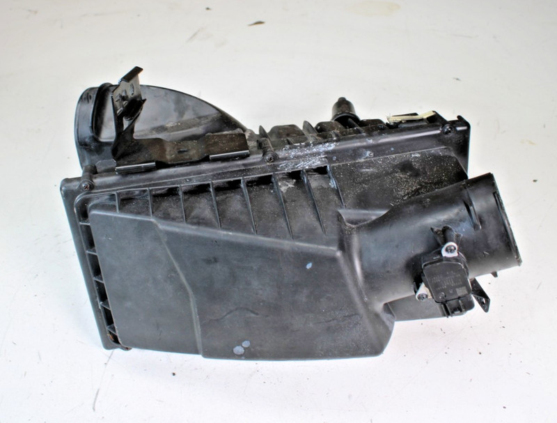 2010-2013 RANGE ROVER SPORT LR4 OEM LEFT AIR CLEANER FILTER BOX AH419600AF