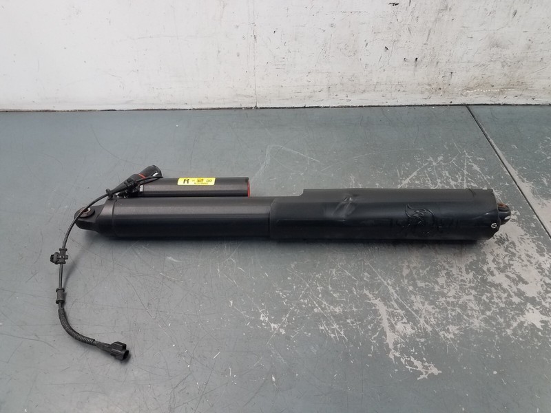 2023 Ford F150 Raptor R Right Rear Fox Live Valve Strut Shock - * #6874 VV8