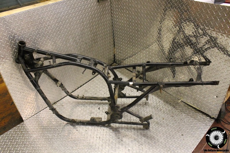 1981 Suzuki GS1000G FRAME CHASSIS MAIN BODY GS 1000 81