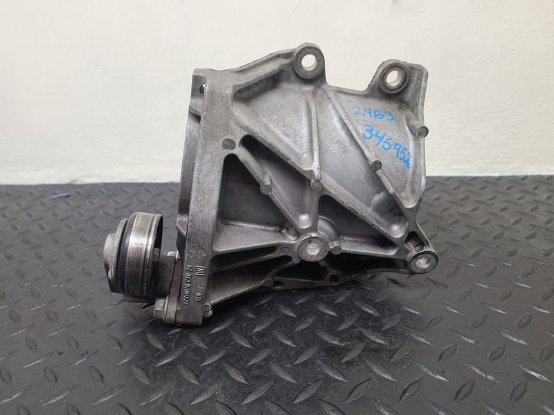 03-09 Hummer H2 A/C AC Compressor Bracket OEM 12643257