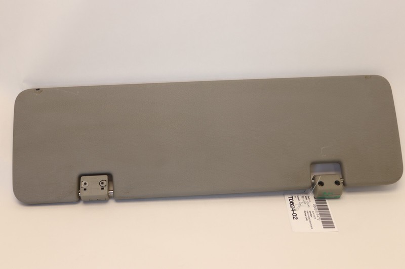 2019-2023 VOLVO VNL 760 860 RIGHT PASSENGER SIDE SUN VISOR SHADE OEM
