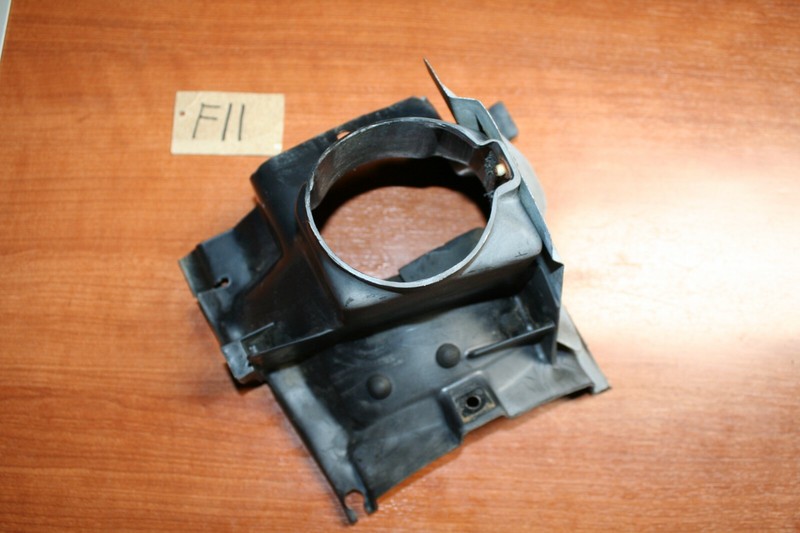 1983 Yamaha XT 250 Rear Shock Splash Guard Mud Guard OEM 83 F