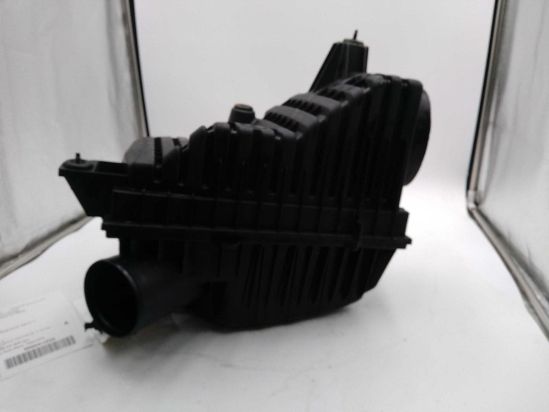 Used Air Cleaner Assembly fits: 2023 Chevrolet Traverse 3.6 Grade A