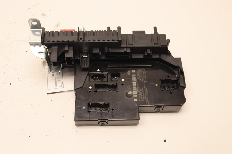 2012-2015 MERCEDES SLK250 R172 CABIN POWER FUSE RELAY BOX UNIT OEM