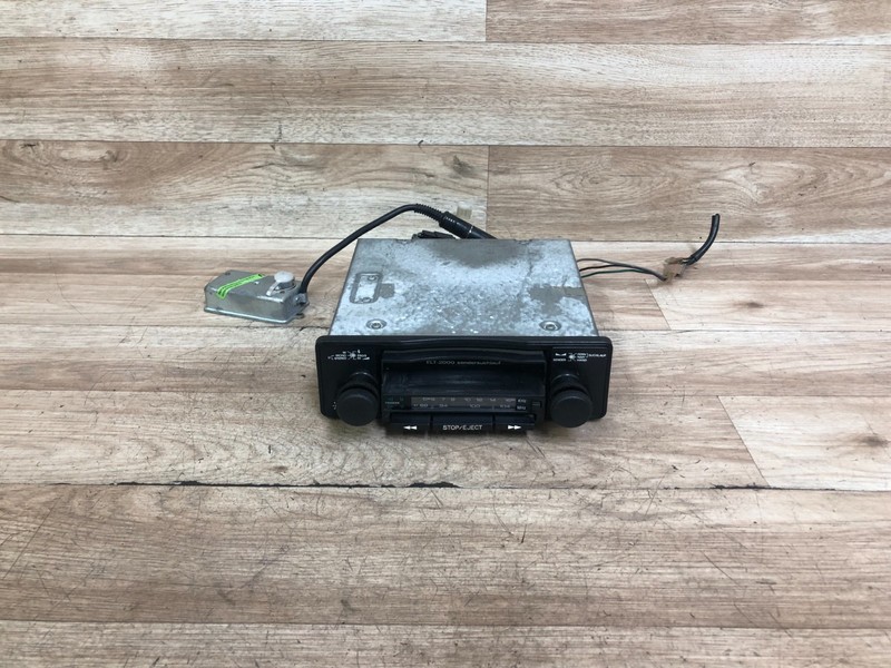MERCEDES BENZ VOLVO BMW PORSCHE OEM FRONT CASSETTE PLAYER RADIO STEREO ELT-2000