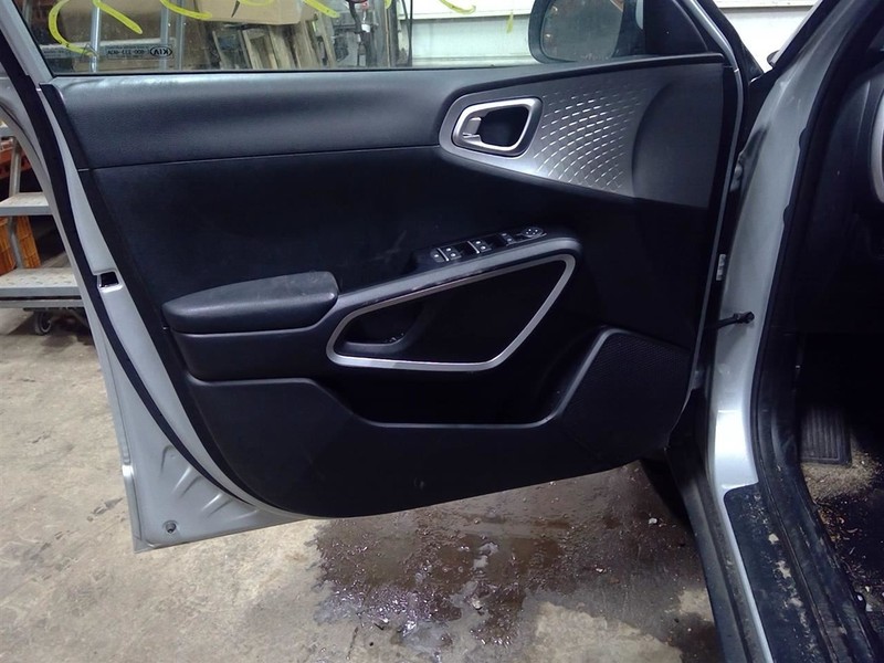 SOUL 2021 Driver Left Front Door Trim Panel 1754909