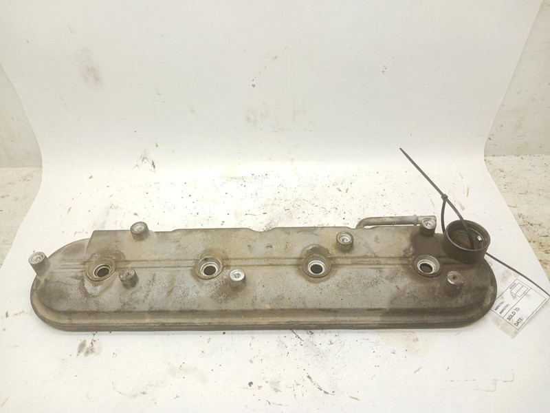 11 CHEVROLET SILVERADO 1500 passenger side Valve Cover 4.8L OEM 6 Month Wnty!