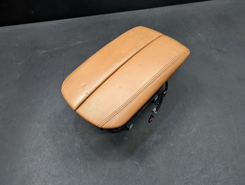 Center Console Armrest Lid w/ Storage 2018 BMW X6 51169389627 2015 2016 - 2019 X
