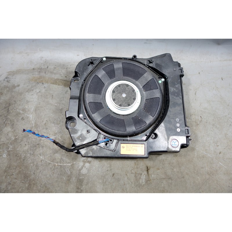 2011-2016 BMW F10 F13 F12 5-Series 6-Series Right Floor DSP Subwoofer Bass OEM