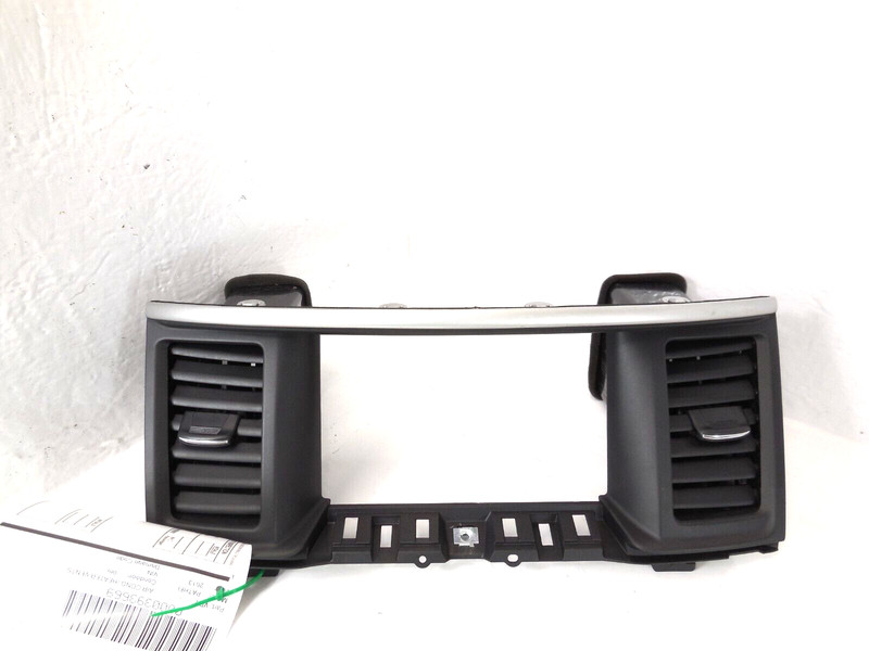 2013 13 Nissan Pathfinder Center Dashboard Radio Trim W/ Vents OEM
