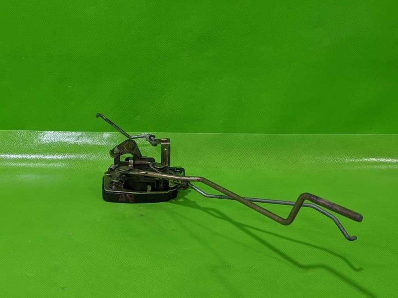 01 02 SPORTAGE 4DR PASSENGER RIGHT FRONT DOOR LOCK LATCH OEM 4465-11