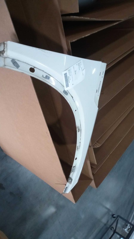 2009 Dodge Nitro Right Front Fender White OEM Used 40095 116K Miles