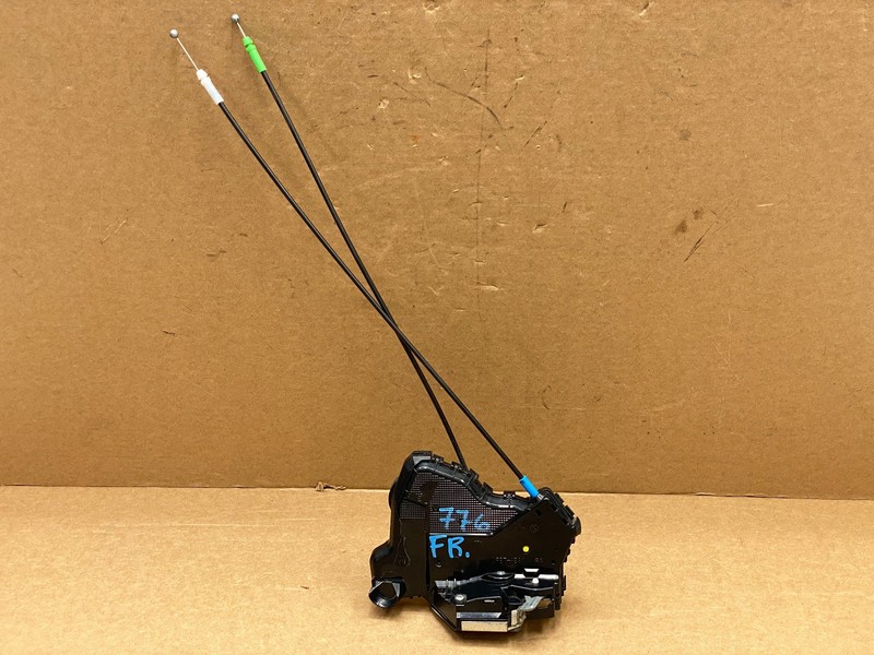 2013-2020 LEXUS GS200T GS350 FRONT RIGHT PASS SIDE DOOR LOCK LATCH OEM LOT776