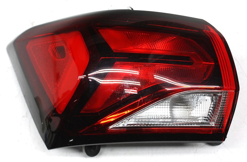 OEM Left Driver Side LED (UGE) Tail Lamp For Chevy Equinox 85540059, Lens Chip