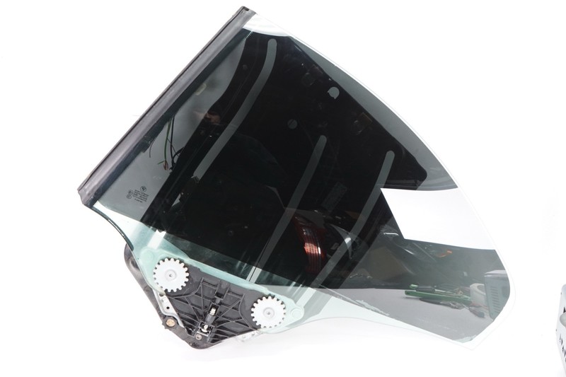 BMW 4 Series F33 Left LH Quarter Window Regulator Motor OEM 2014 - 2020
