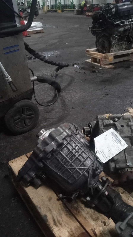 2015 INFINITI Q50 Transfer Case Assembly OEM 3.7L 4WD 49K Miles - Warranty