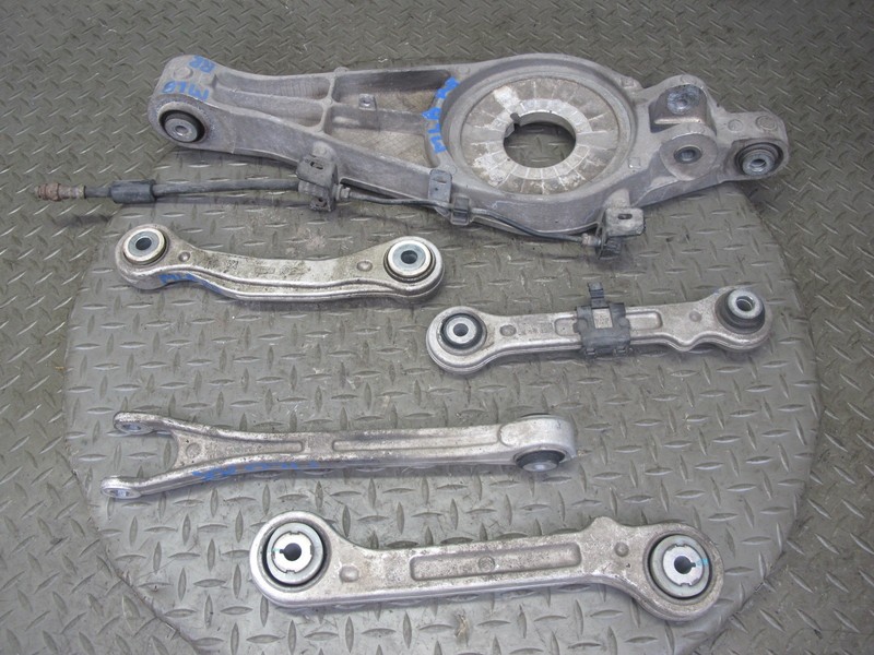 2017-2020 MASERATI LEVANTE M161 REAR RIGHT UPPER & LOWER CONTROL ARM SET OF 5
