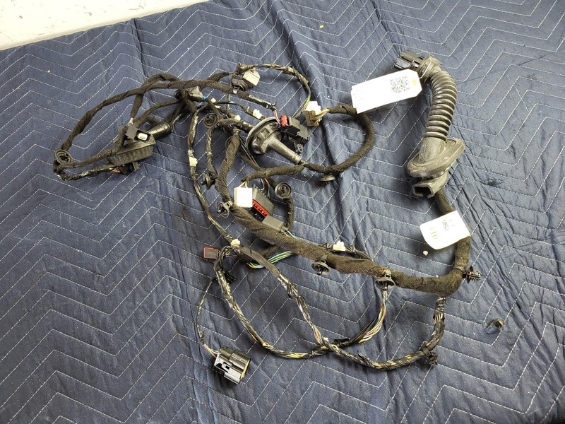 Used Oem Ford Front Left Driver Door Wiring Harness FR3T14631FJ for 2019 MUSTANG