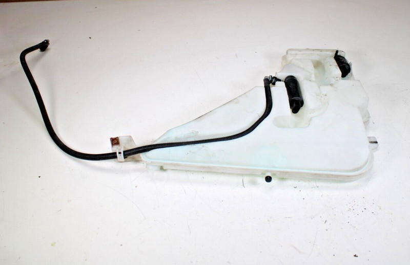 BMW 2 3 4 SERIES F22 F30 F31 F32 F36 WINDSCREEN WASHER BOTTLE RESERVOIR 7241679