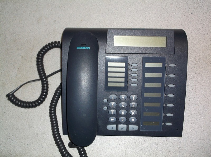 Siemens S30817-S7211-A107-3 OptiPoint Black Office Phone *FREE SHIPPING*