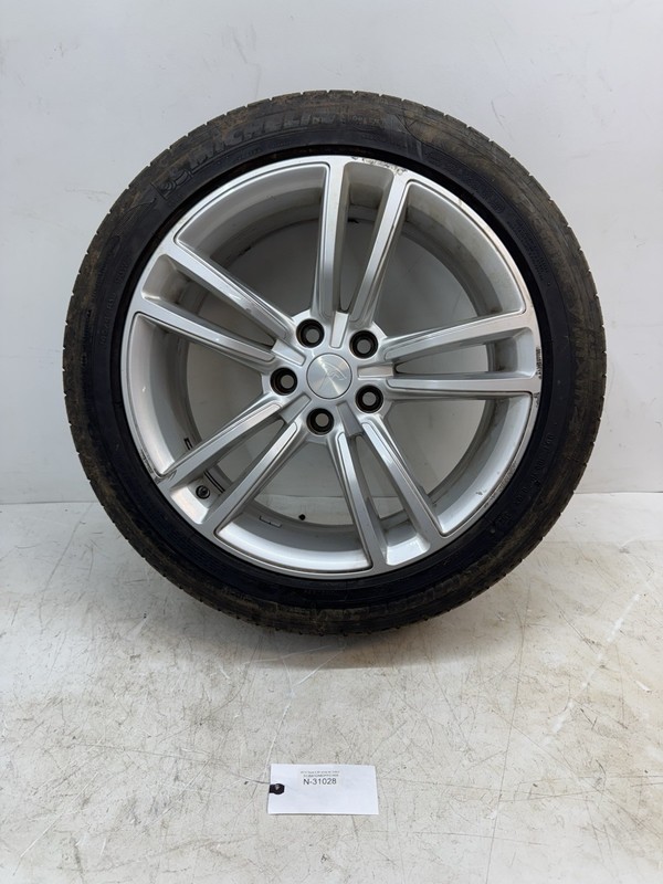 2012-2020 TESLA MODEL S FRONT BASE WHEEL RIM W/ TIRE 19" 19X8 245/45/19 31028