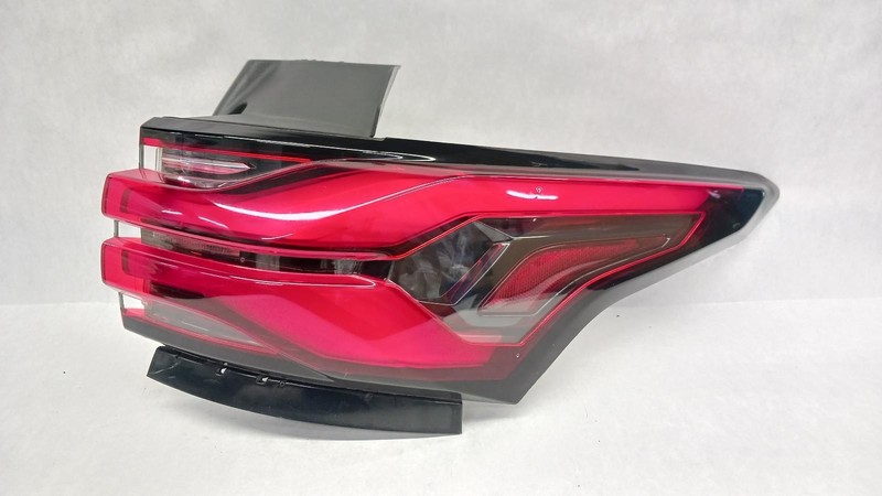 22-'24 CHEVROLET TRAVERSE Right passenger outer Taillight OEM Grade B