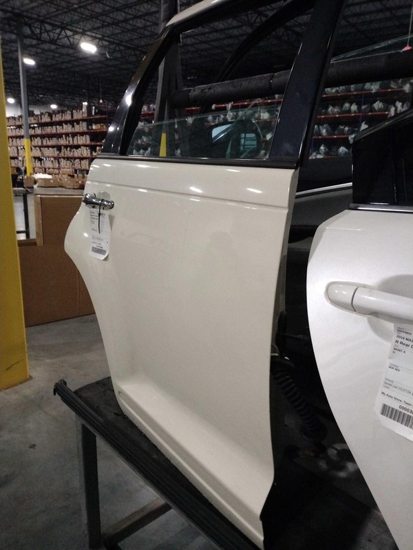 2008 Chrysler PT Cruiser White Right Rear Door 491743 Used 90K Miles