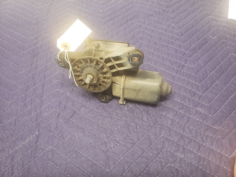 1995 GMC Jimmy Chevy Blazer Front Windshield Wiper Motor OEM 111K Miles