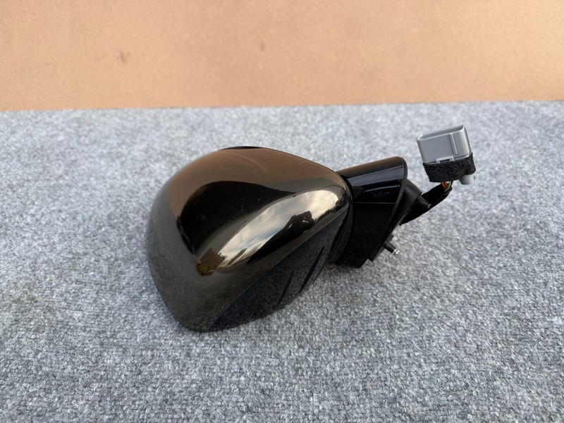 KIA STINGER 2018-2023 OEM LEFT DRIVER DOOR MIRROR AUTO DIM CHROME ASSEMBLY