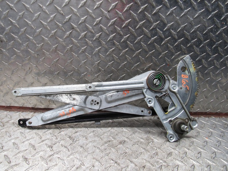 95 - 04 TOYOTA TACOMA RIGHT PASSENGER FRONT WINDOW REGULATOR MANUAL