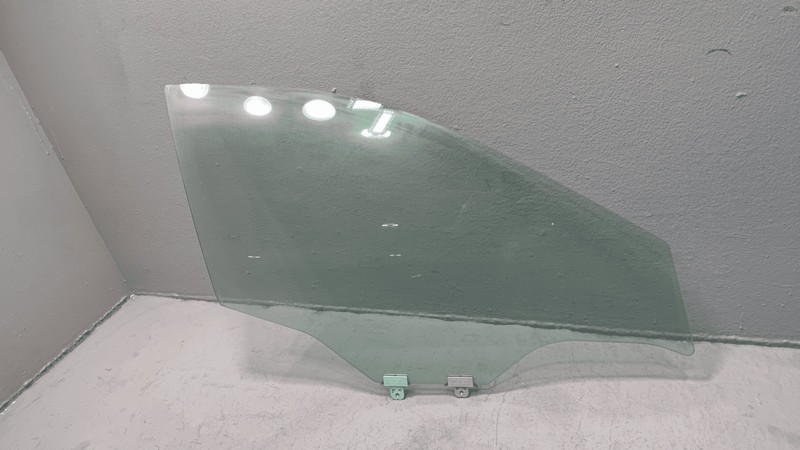 2019-20 Nissan Altima Front Right Passenger Side Door Window Acoustic Glass OEM