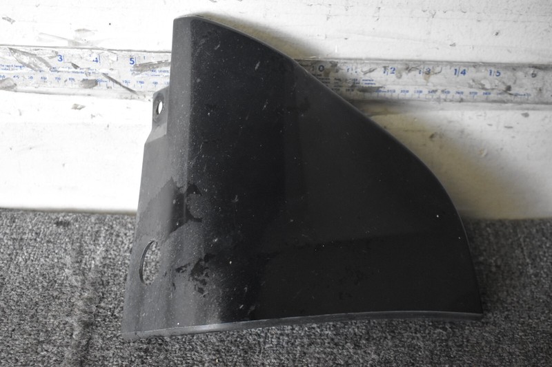 2018-2019 INFINITI Q70 REAR RIGHT SPLASH GUARD FACTORY OEM
